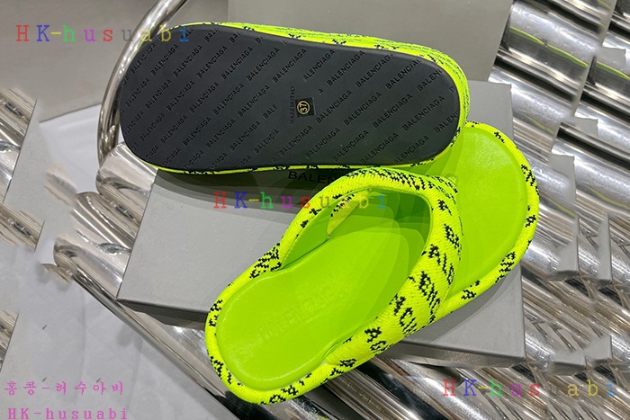 NEW 발렌시아가 신발 신상 B 246603