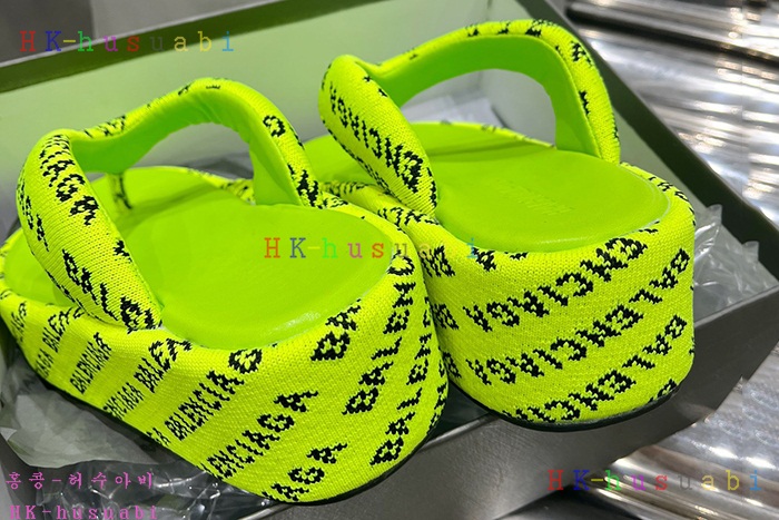 NEW 발렌시아가 신발 신상 B 246603