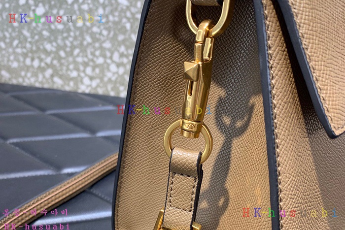 ★미러급★발렌티노 스몰 브이슬링 핸드백 3W2B0F53-3