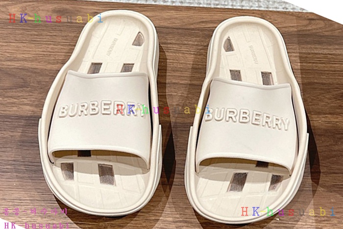 NEW 버버리 샌들 신상 BB 527010