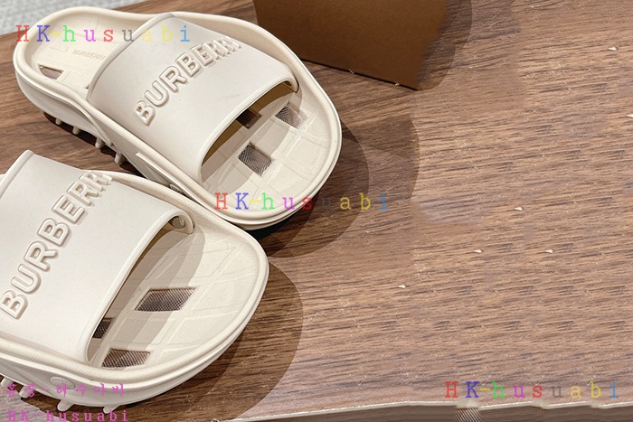 NEW 버버리 샌들 신상 BB 527010