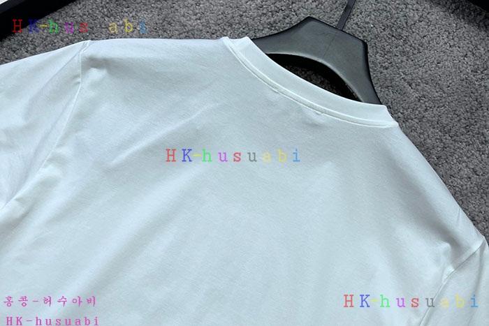 NEW 돌체앤가바나 반팔티 신상 DG 768004
