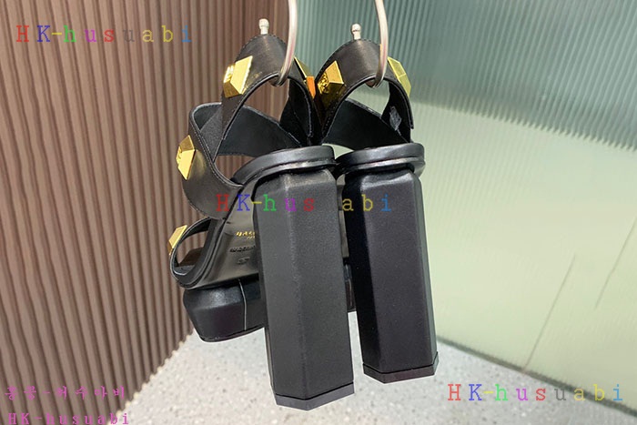 NEW 발망 신발 신상 B 895220