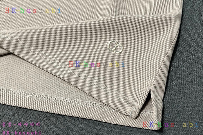 NEW 디올 반팔티 신상 DR 592407