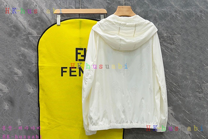 NEW 펜디 자켓 신상 FD 956605