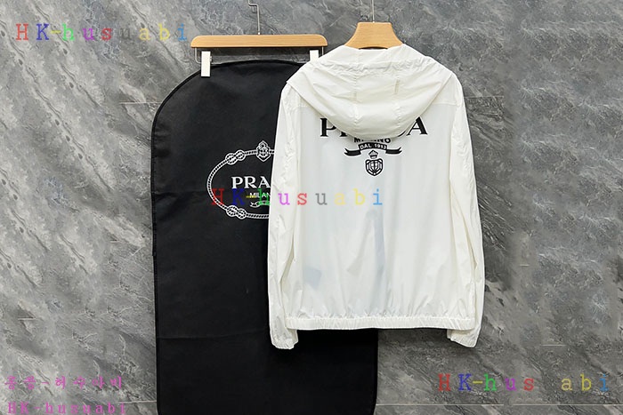 NEW 프라다 자켓 신상 P 529820