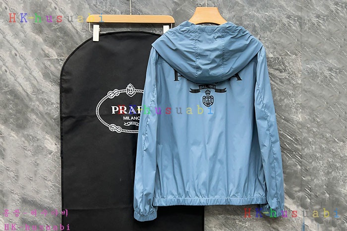 NEW 프라다 자켓 신상 P 529820