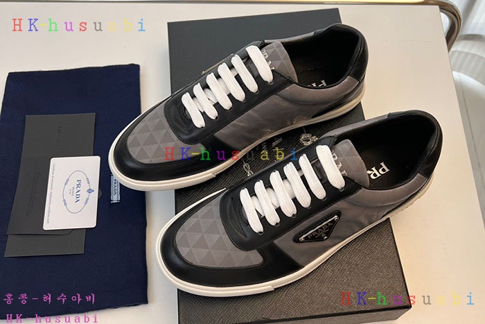 NEW 프라다 스니커즈 신상 P 599523