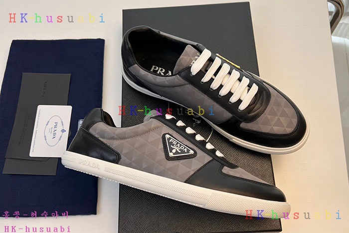 NEW 프라다 스니커즈 신상 P 599523