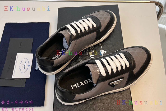 NEW 프라다 스니커즈 신상 P 599523