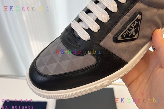 NEW 프라다 스니커즈 신상 P 599523
