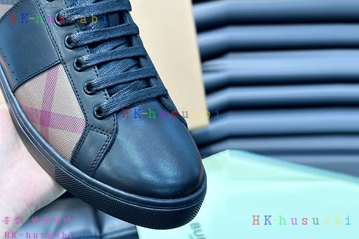 NEW 버버리 신발 신상 BB  3240281