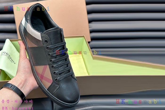 NEW 버버리 신발 신상 BB  3240281