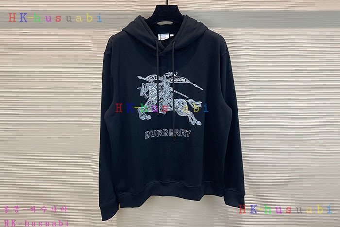 NEW 버버리 후드티 신상 BB 2424551