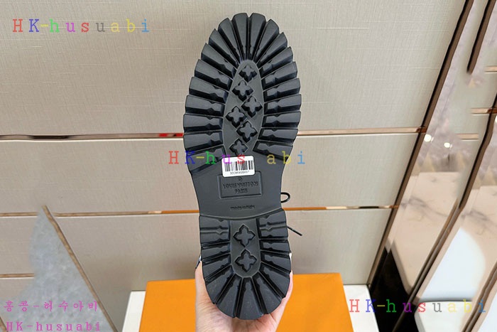 NEW 루이비통 신발 신상 LV 128604
