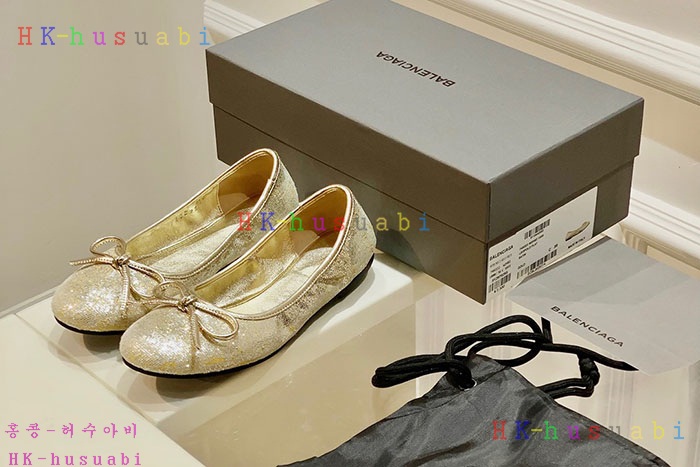 NEW 발렌시아가 신발 신상 B 958245