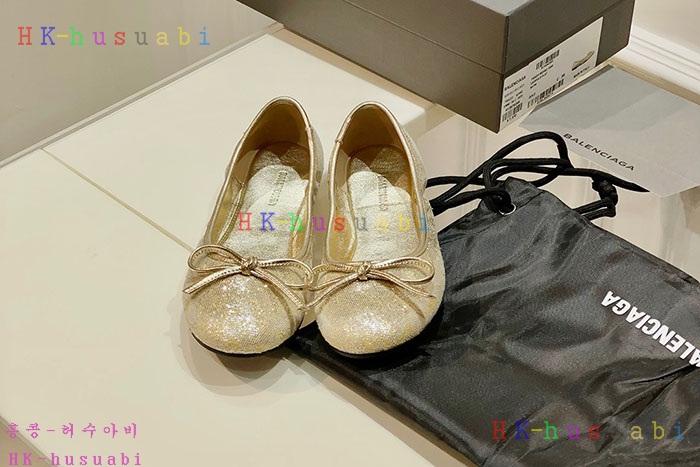 NEW 발렌시아가 신발 신상 B 958245