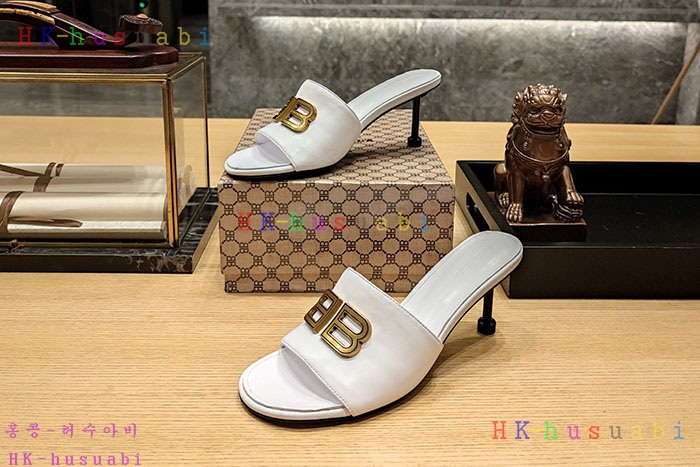 NEW 발렌시아가 신발 신상 B 958255