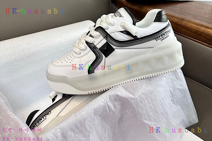 NEW 발렌티노 스니커즈 신상 V 704003