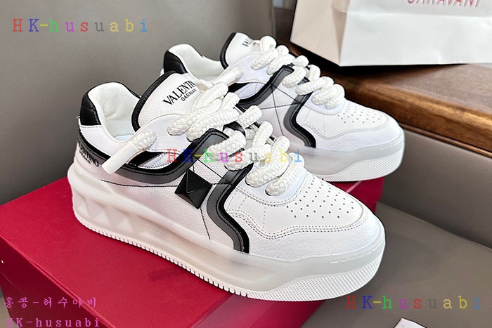 NEW 발렌티노 스니커즈 신상 V 704003