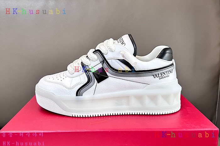 NEW 발렌티노 스니커즈 신상 V 704003