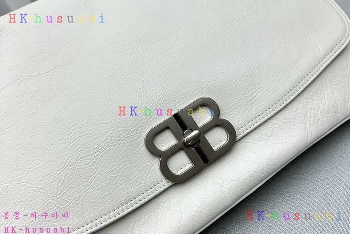 ★미러급★발렌시아가 BB SOFT 라지 플랩 백  7484882