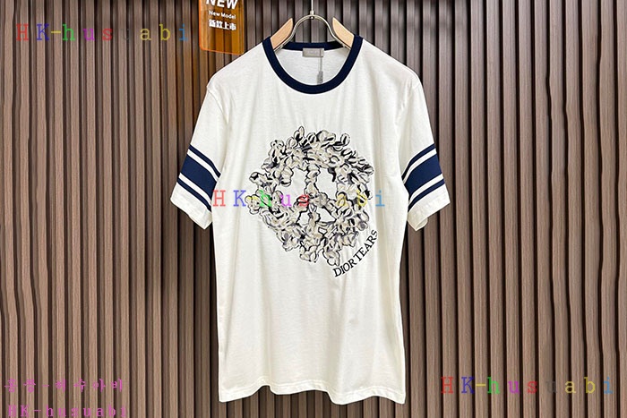 NEW 디올 반팔티 신상 DR 582218