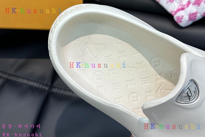 NEW 루이비통 신발 신상 LV 985504