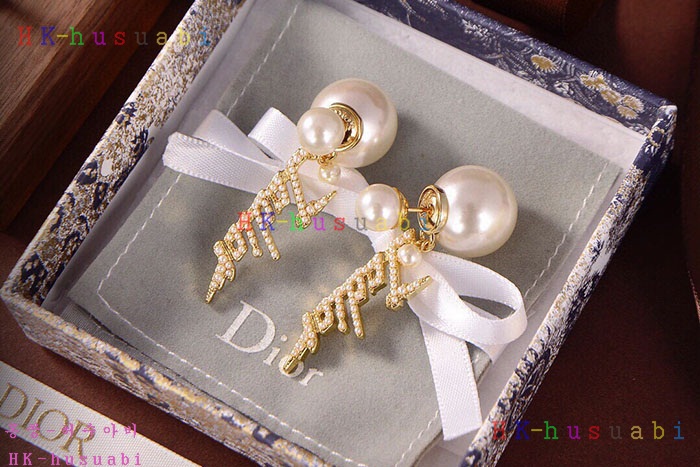 NEW 디올 귀걸이  신상 DR 2252510