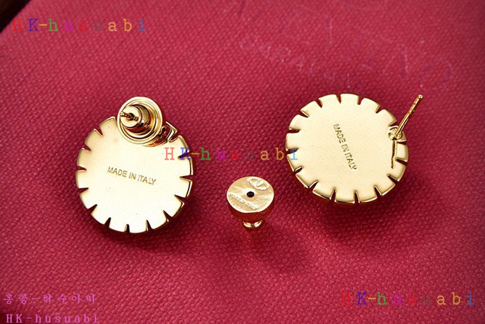 NEW 발렌티노 귀걸이 신상 V 628992