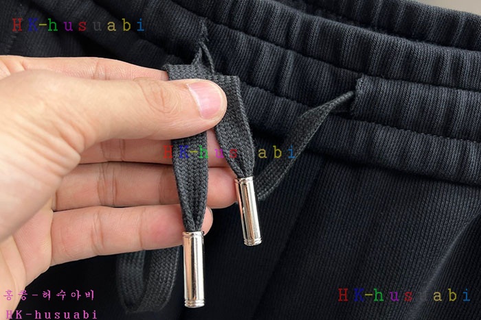 NEW 몽클레어 바지 신상 M 552813