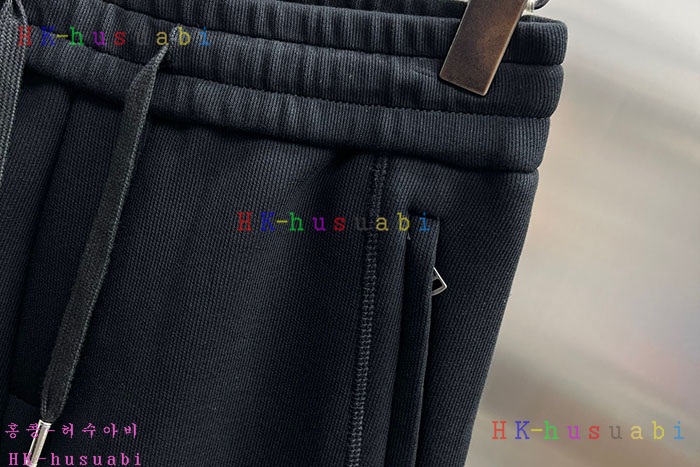 NEW 몽클레어 바지 신상 M 552813
