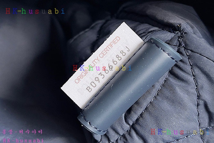 ★미러급★보테가베네타 맥시 패디드 테크 카세트 690133 70529