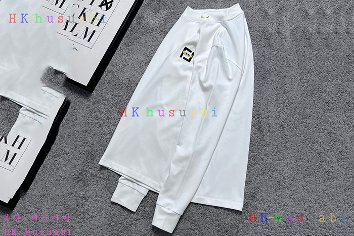 NEW 펜디 상의 신상 FD 958821