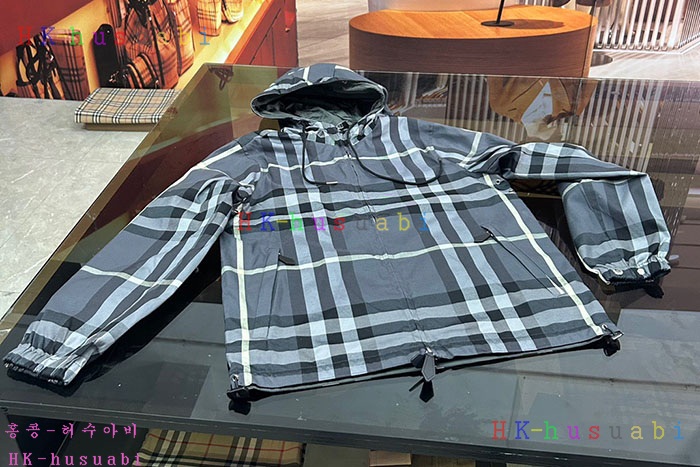 NEW 버버리 자켓  신상 BB 668294