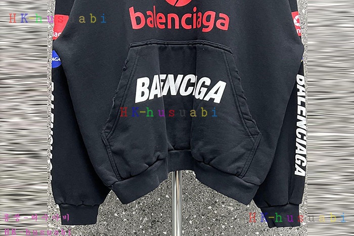NEW 발렌시아가 후드티 신상 B 685528
