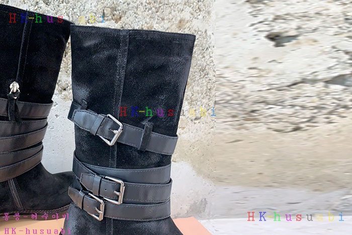 NEW 미우미우 신발 신상 M 668236