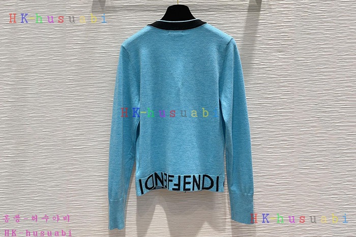 NEW 펜디 가디건 신상 FD 747116