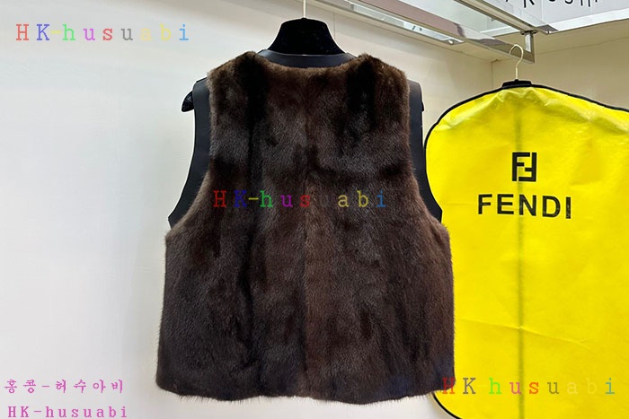 NEW 펜디 밍크조끼 신상 FD 747117