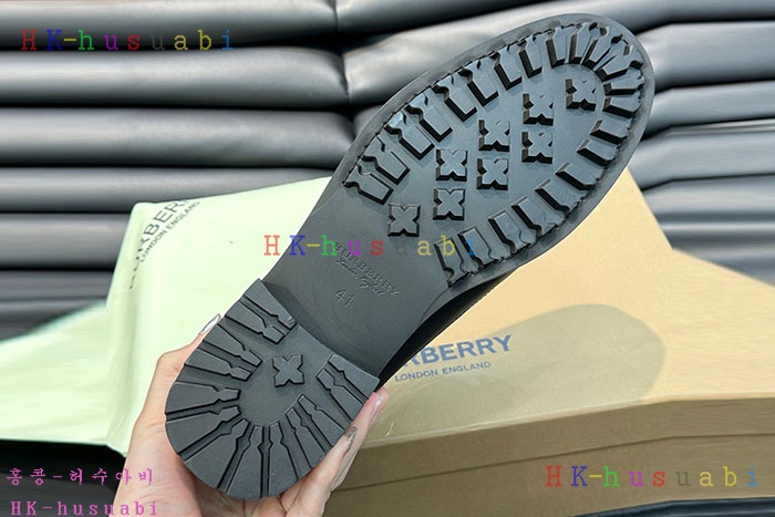 NEW 버버리 신발 신상 B 5582400
