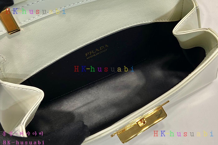 ★미러급★프라다 브러쉬드레더 숄더백 1BD343, 1BD342-2(사이즈선택)