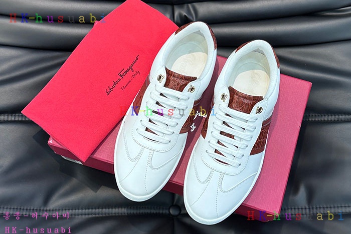 NEW 페라가모 스니커즈 신상 F 8858003