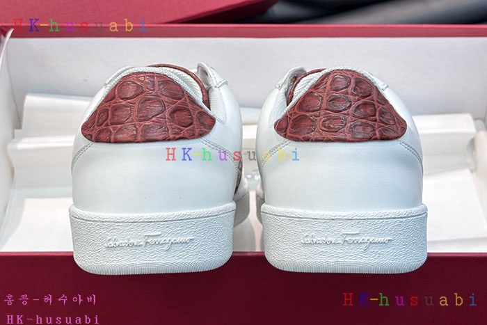 NEW 페라가모 스니커즈 신상 F 8858003
