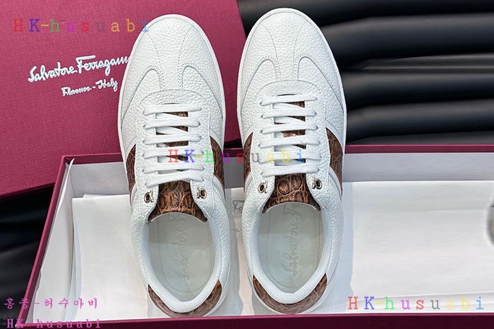 NEW 페라가모 스니커즈 신상 F 8858004