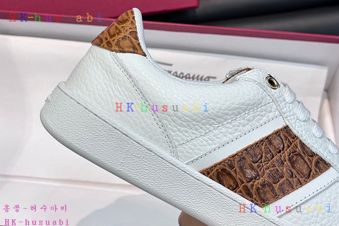 NEW 페라가모 스니커즈 신상 F 8858004
