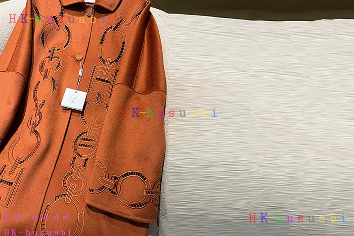 NEW 에르메스 코트 신상 H 352803