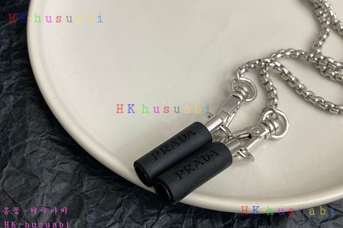 NEW 프라다 이어폰체인  신상 P 6682703
