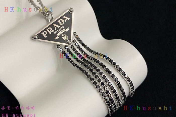 NEW 프라다 목걸이 신상 P 6682701