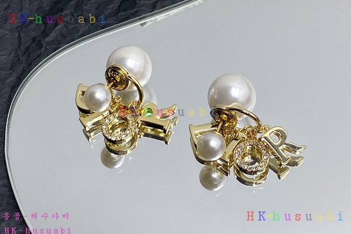 NEW 디올 귀걸이 신상 B 99268