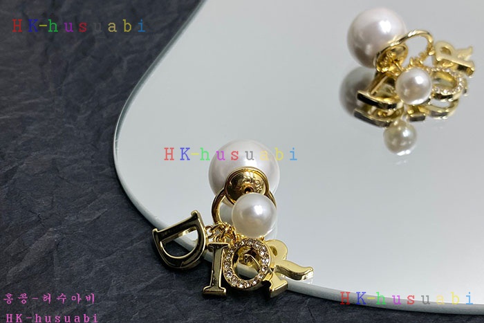 NEW 디올 귀걸이 신상 B 99268